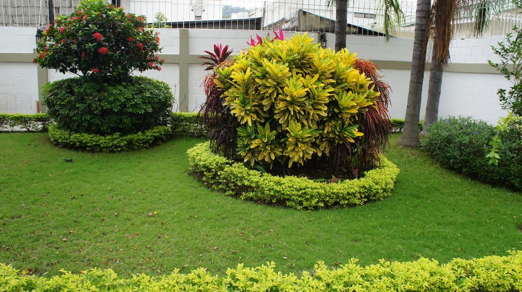 Urdesa Suites Hotel Guayaquil Extérieur photo
