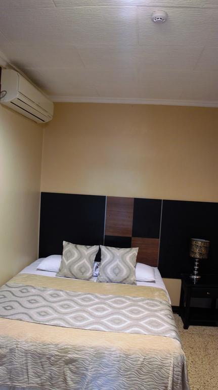 Urdesa Suites Hotel Guayaquil Extérieur photo