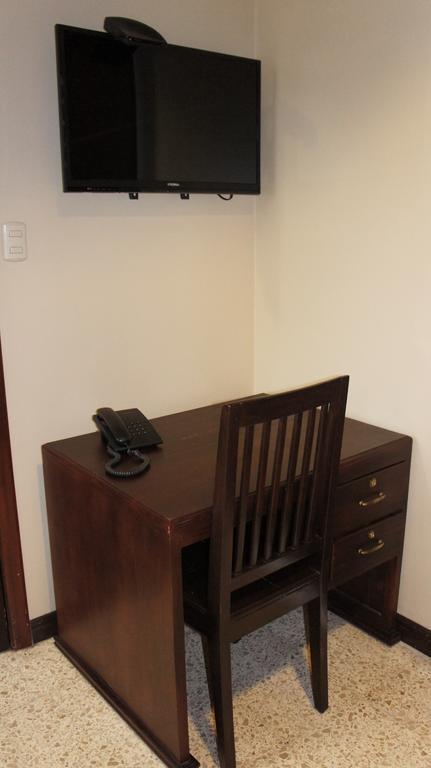 Urdesa Suites Hotel Guayaquil Extérieur photo