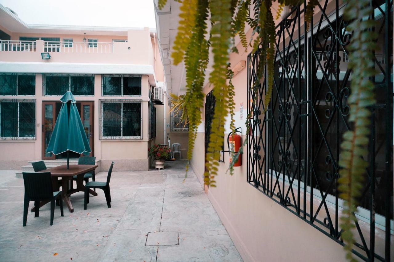Urdesa Suites Hotel Guayaquil Extérieur photo